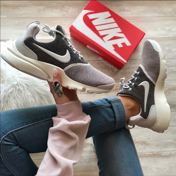 Nike Shoes - NWT Nike presto Special edition